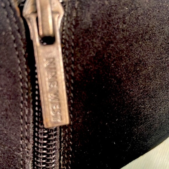 Black suede leatherAnkle Boots Nine West size 8 - Picture 4 of 10